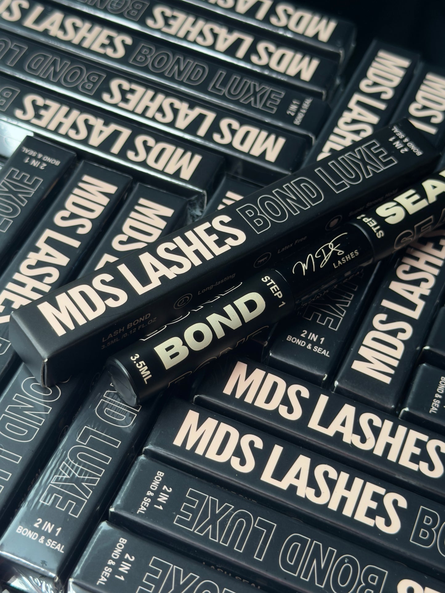 Bond luxe